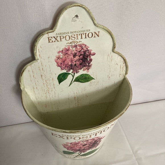 Vintage decor tin container - Picture 4 of 6